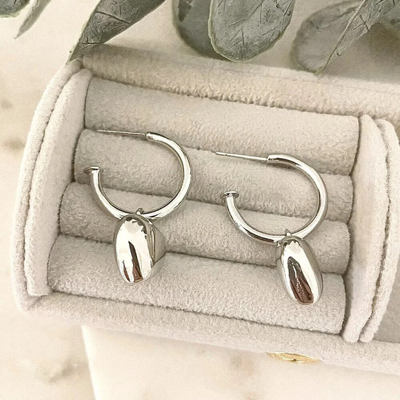 925 Sterling Silver Chunky Heart Hoop Earrings Dangle Heart Huggies - Picture 4 of 9